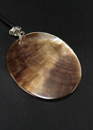 [Accessory] Black butterfly shell pendant B