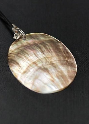 [Accessories] Black butterfly shell pendant D