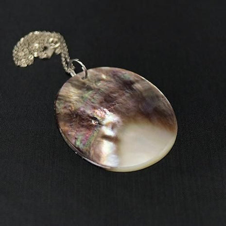 【アクセサリー】黒蝶貝ペンダント E