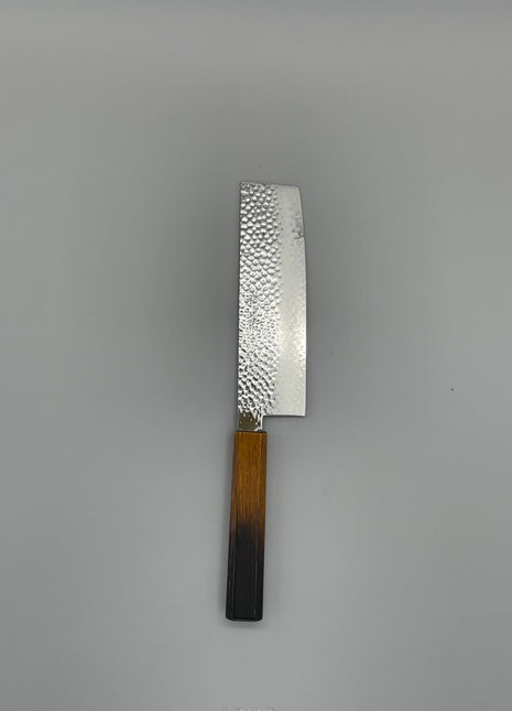 【菜切包丁】槌目ダマスカス 166mm 漆塗り（艶漆）八角柄