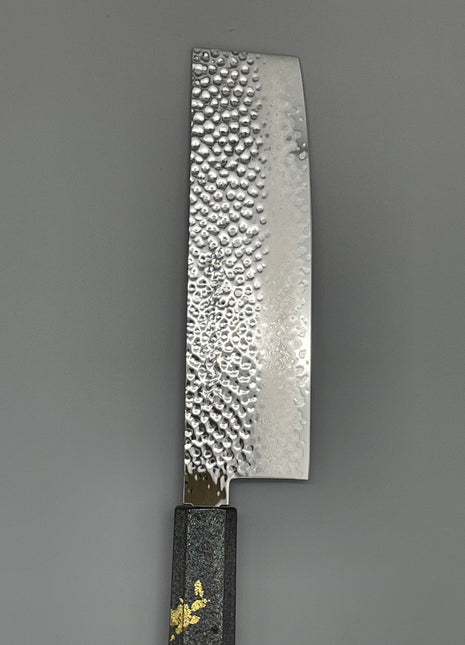 【菜切包丁】槌目ダマスカス 166mm 漆塗り（銀金箔）八角柄