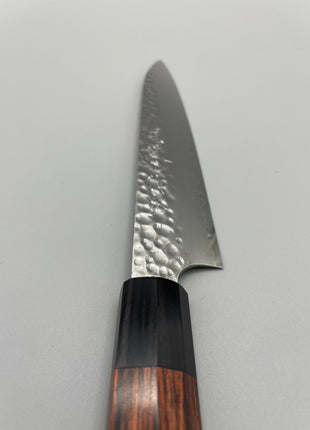 【ペティナイフ】槌目3層鋼 150mm 黒合板と茶合板七角柄